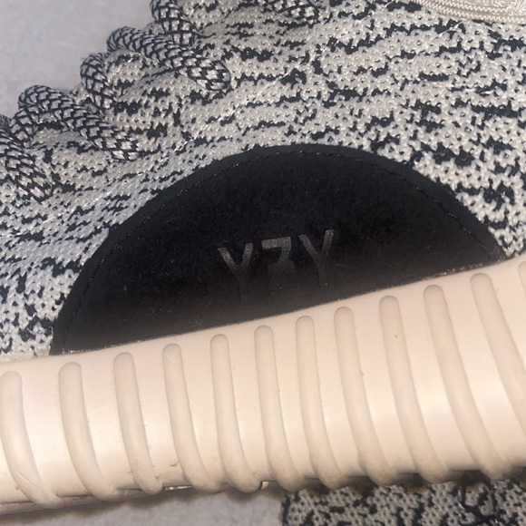 Yeezy Turtle Dove - Picture 5 of 11